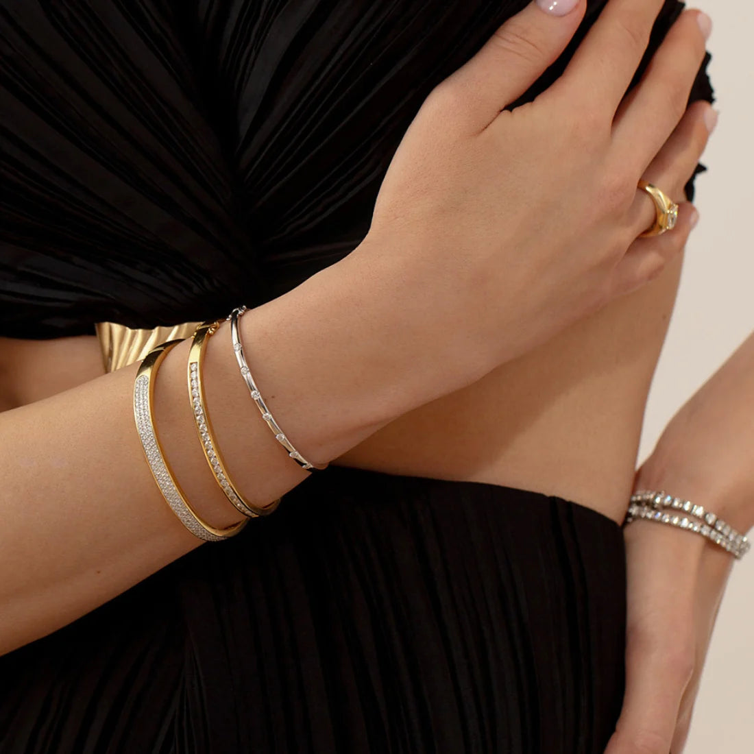 Isla Statement Bracelet