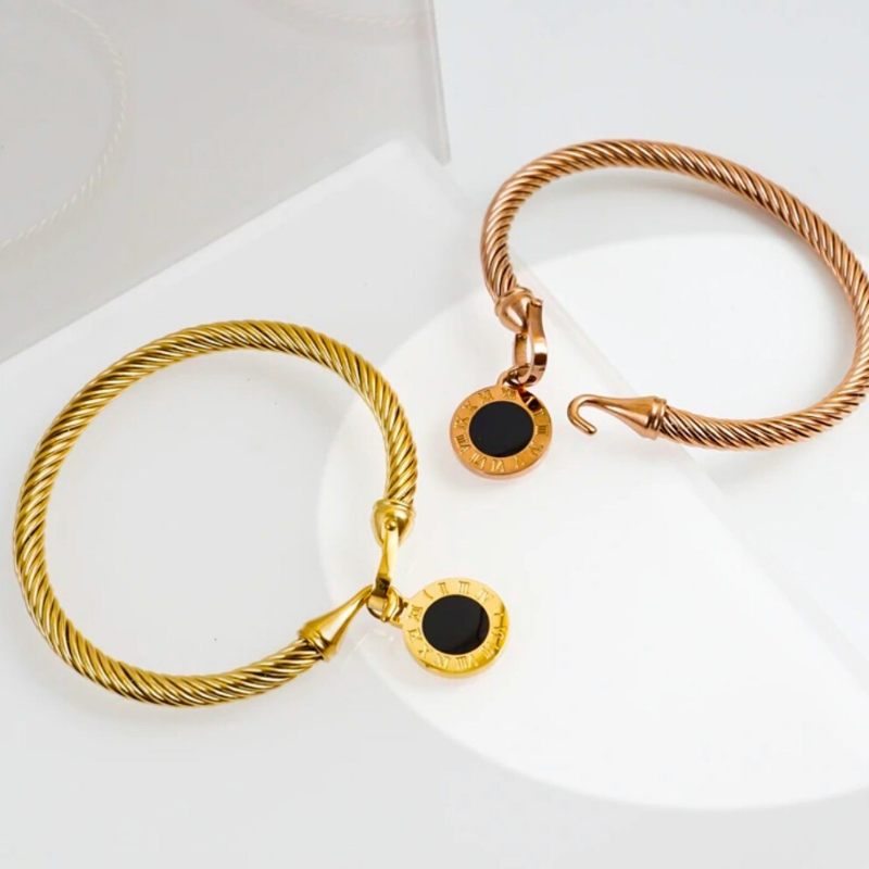 Claire Statement Bracelet