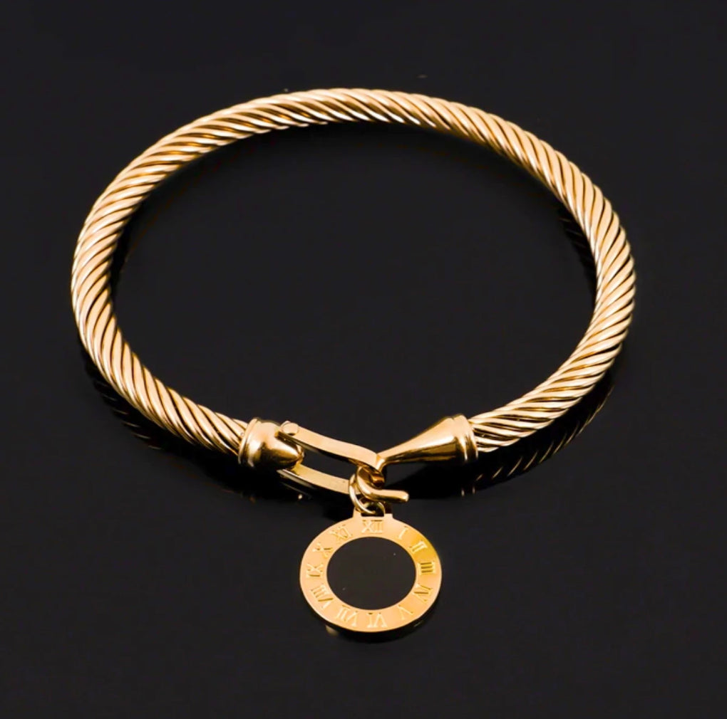 Claire Statement Bracelet